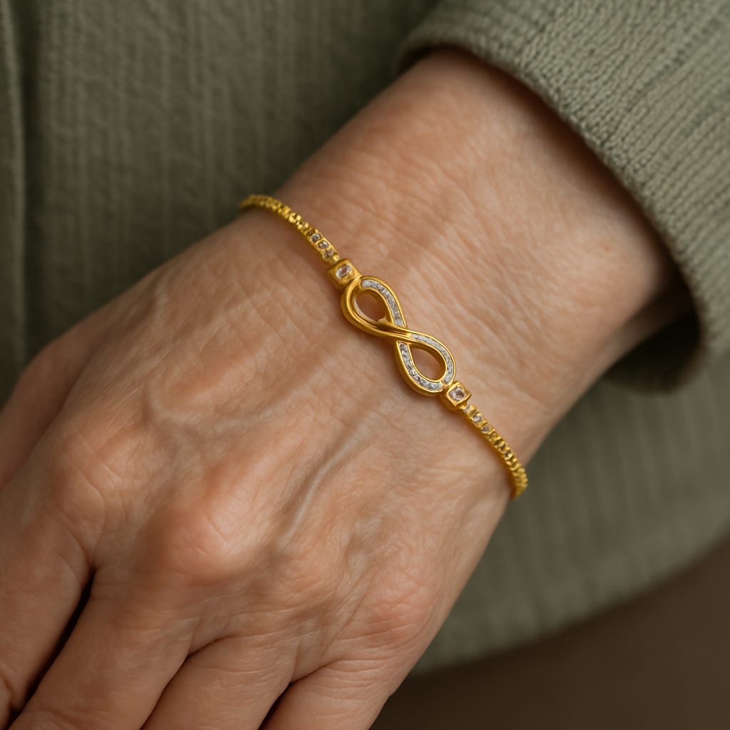 Adjustable Infinity Bracelet in Silver