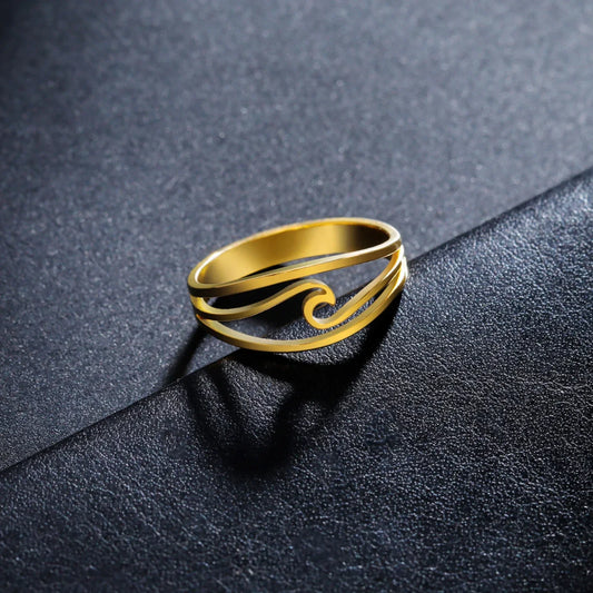 Ocean Wave Ring in Gold